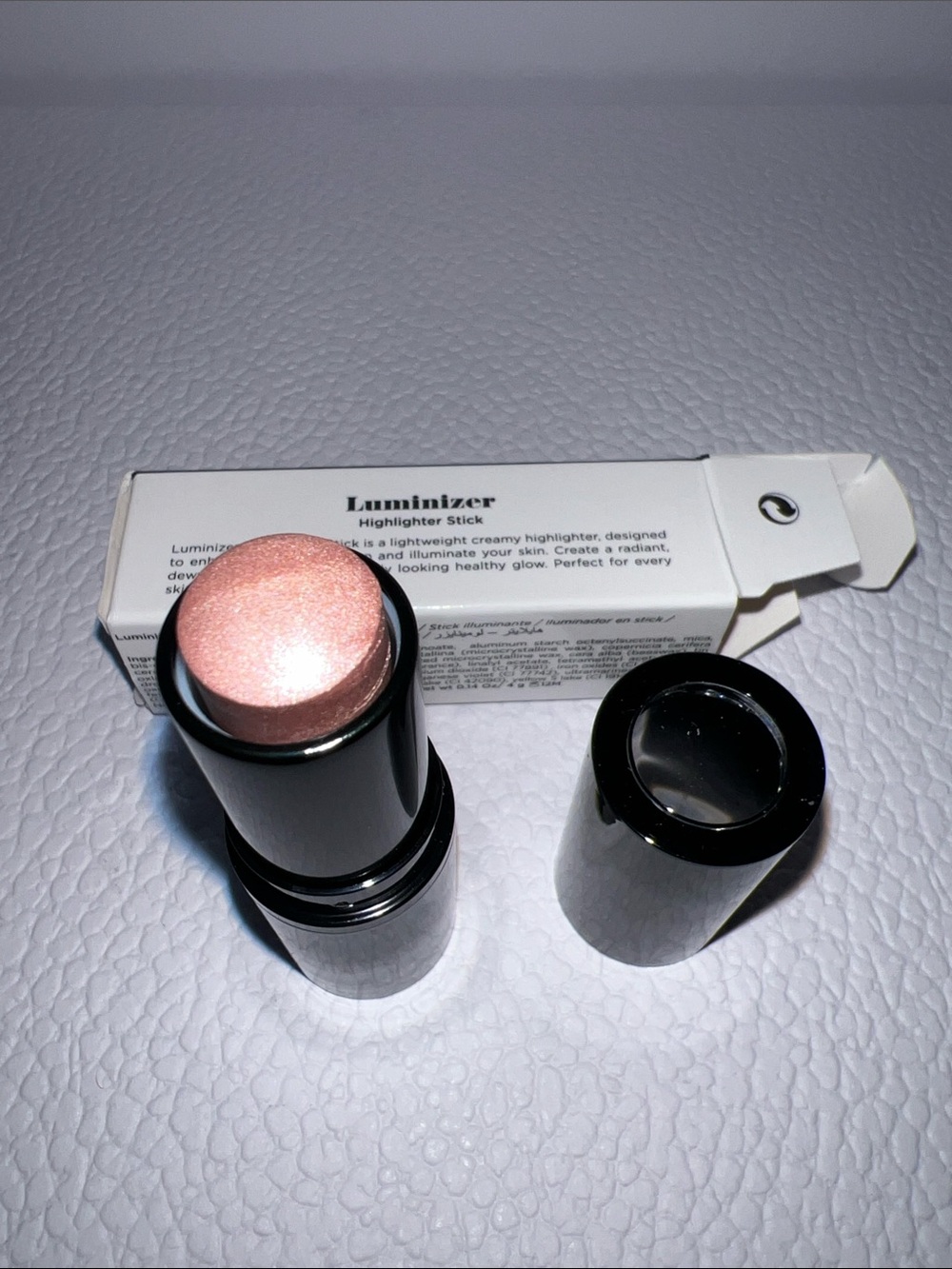 Lord & Berry Luminizer Highlighter Stick - Champagne Pink